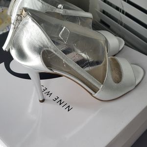 Nine West Silver Sandels